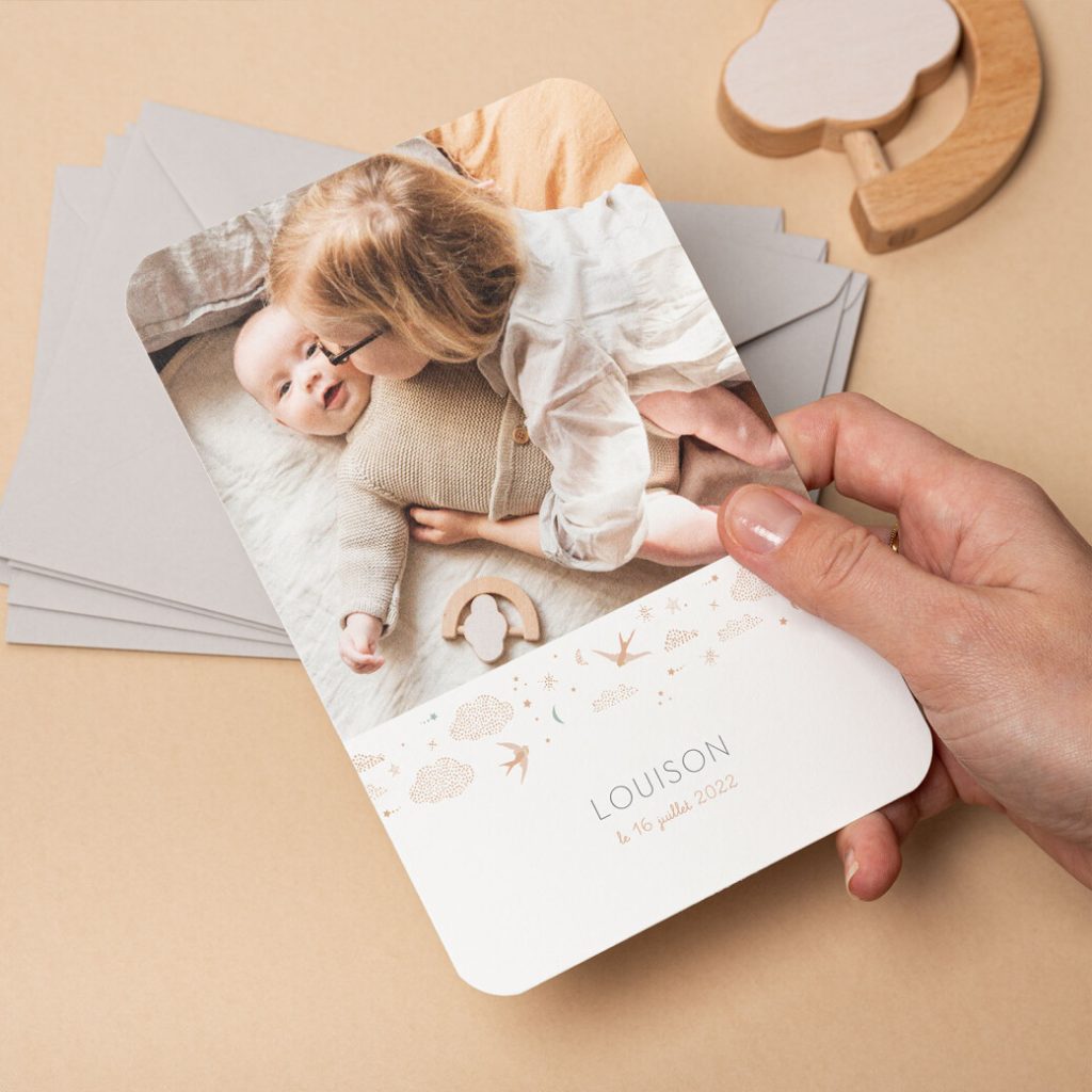 Faire-part de Naissance pour Fille : Le Guide Complet